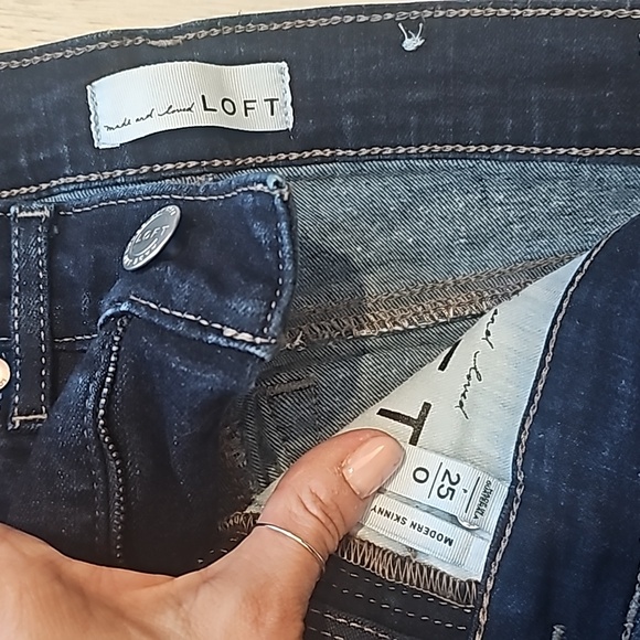 Loft Petite Skinny Jeans - Picture 3 of 3